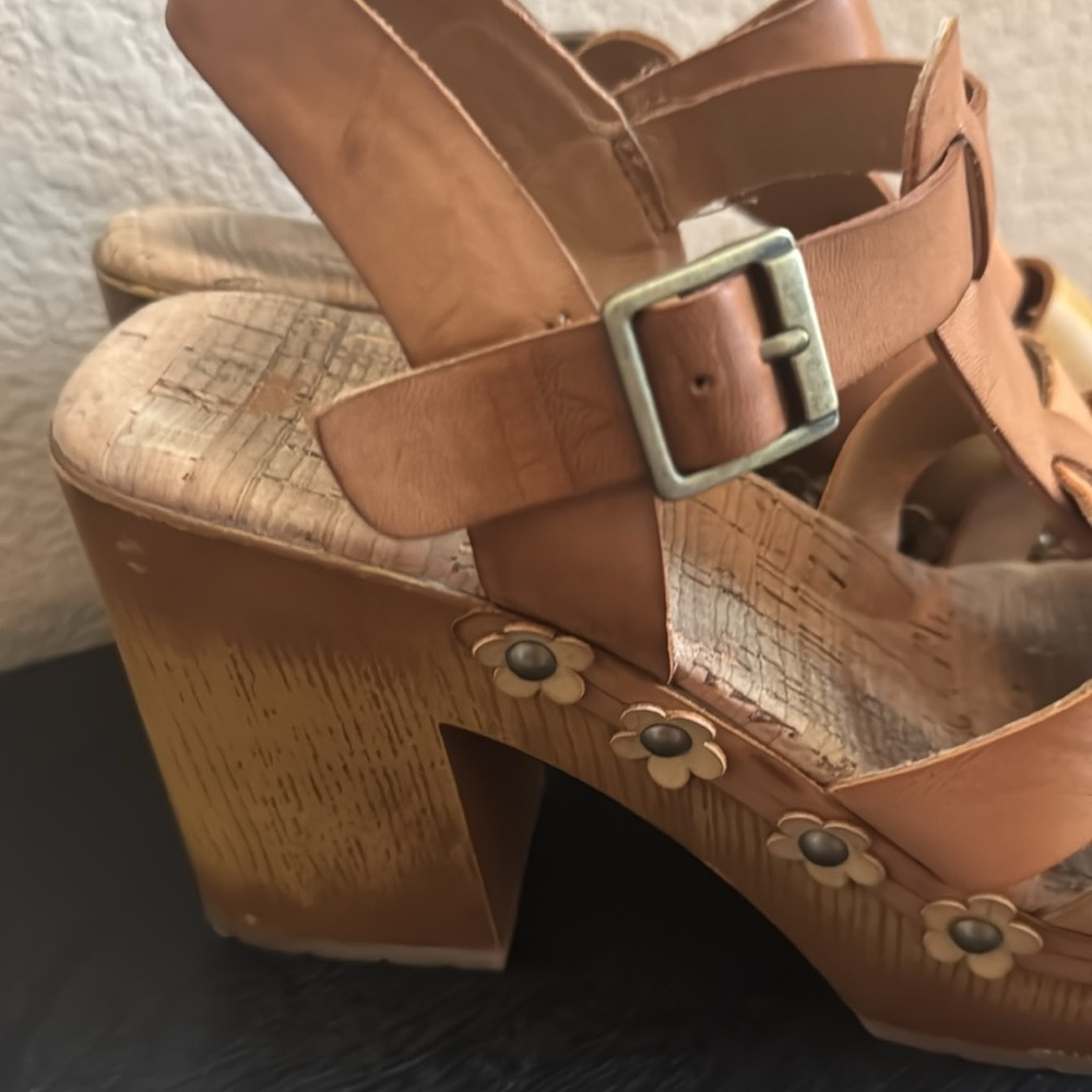 Korks Boho Floral Clog Heels in Willow Size 8‎ - Picture 4 of 9